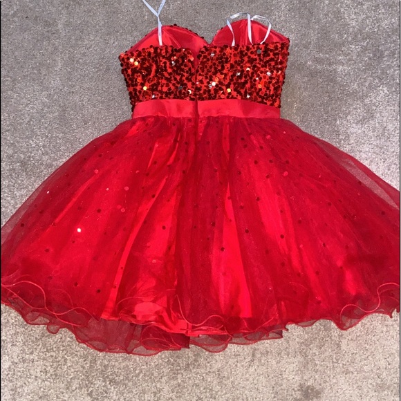 Red prom dress size M - Picture 3 of 3